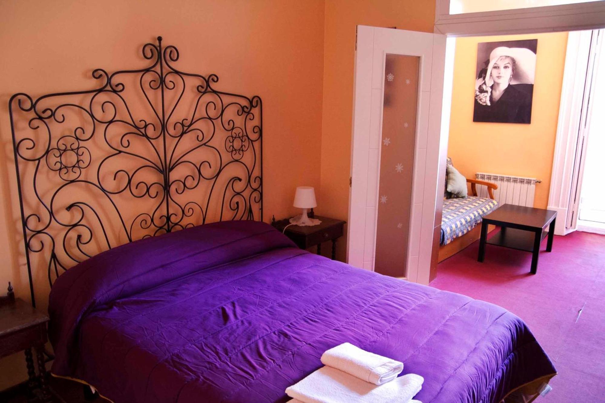 Pension Apolo XI Madrid Ngoại thất bức ảnh